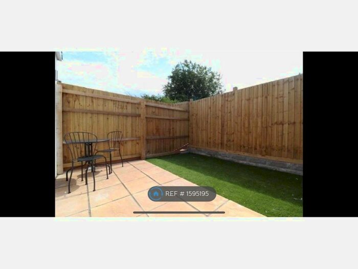 1 Bedroom Flat To Rent In Letty Street, Cardiff, CF24