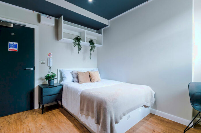 Studio To Rent In Flat, Upper New Walk, Leicester, LE1