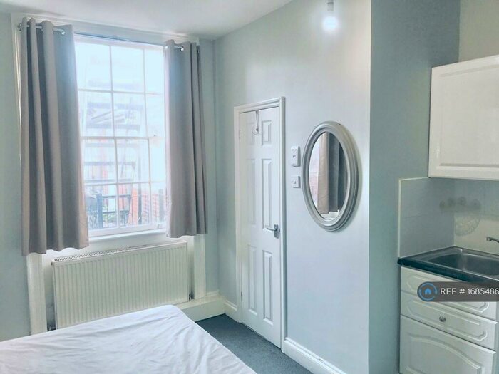 Studio To Rent In Southampton Street, Reading, RG1