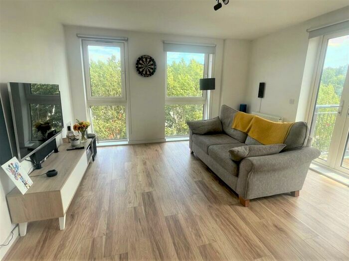 2 Bedroom Flat To Rent In Northolt Road, Harrow, HA2