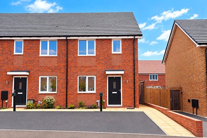 2 Bedroom End Of Terrace House For Sale In Hotspur Gardens, Upper Lighthorne, Leamington Spa, Warwickshire, CV33