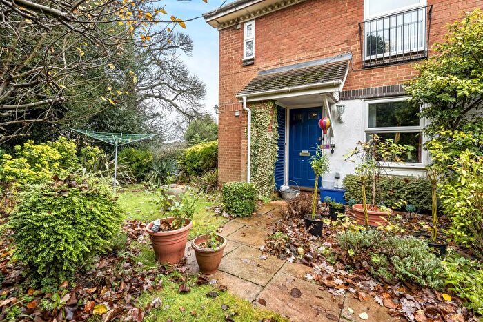 1 Bedroom Maisonette To Rent In Broomfield, Lightwater, GU18