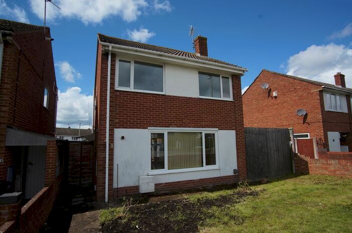 3 Bedroom Detached House To Rent In Uphill Place, Podsmead Road, Linden, Gloucester GL1