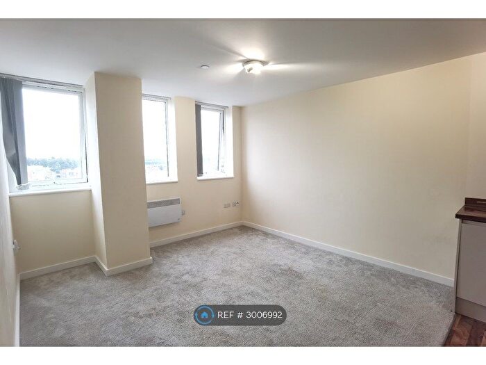 1 Bedroom Flat To Rent In Bridge Street, Walsall, WS1
