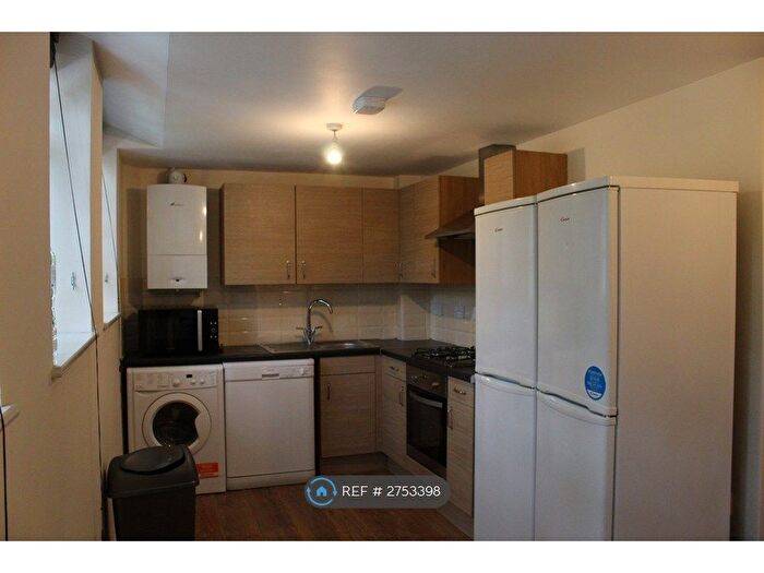 6 Bedroom Flat To Rent In Bond Street, Bristol, BS1