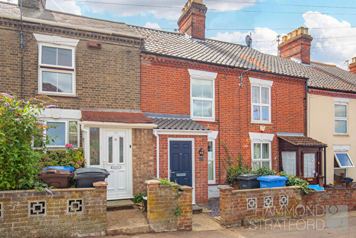 3 Bedroom Terraced House For Sale In Churchill Road, Norwich, NR3