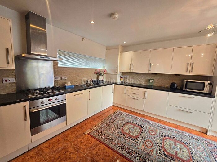 3 Bedroom Property To Rent In Stadium Drive, Manchester, M11