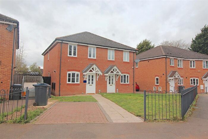 2 Bedroom Semi Detached House For Sale In Coppenhall Grove, Birmingham, B33