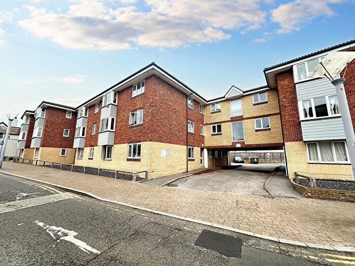 2 Bedroom Flat For Sale In Bridge Court, Bridge Street, Newhaven, BN9