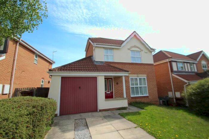 3 Bedroom Detached House To Rent In Woodlea Park, Meanwood LS6