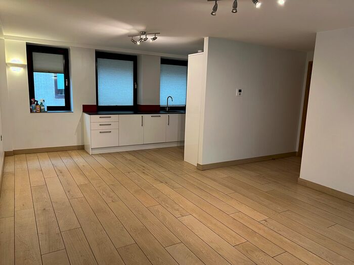 1 Bedroom Flat To Rent In Abbey Road, Torquay, TQ2