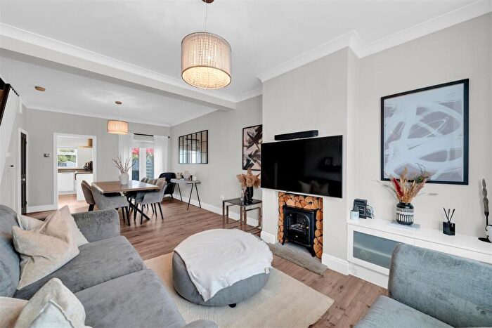 2 Bedroom Terraced House For Sale In Lezayre Road, Orpington, BR6