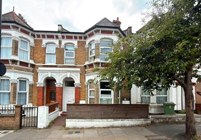 2 Bedroom Flat For Sale In A East Dulwich Grove, Southwark, London, SE22