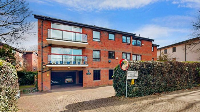 2 Bedroom Apartment For Sale In Gordon Avenue, Stanmore, HA7