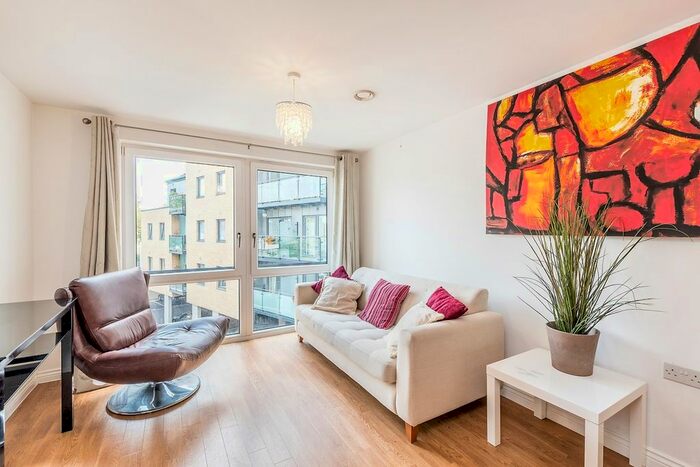 1 Bedroom Flat To Rent In Homesdale Road, Bromley, BR2