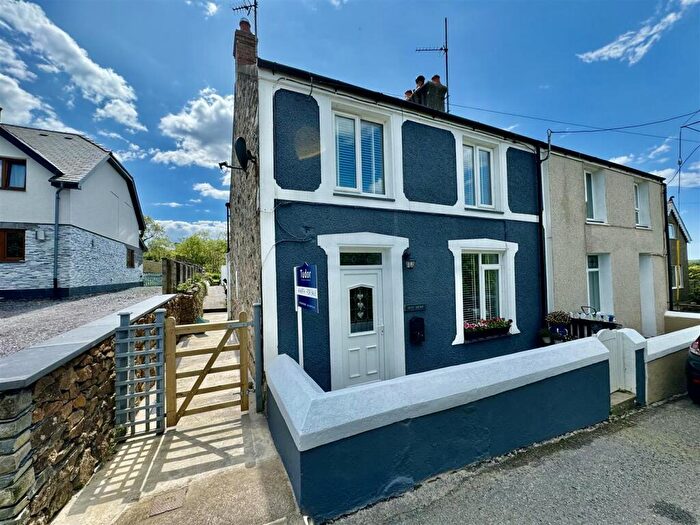 2 Bedroom Semi-Detached House For Sale In Penrallt, Pwllheli, LL53