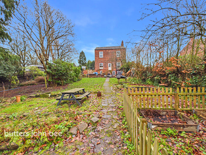4 Bedroom Detached House For Sale In Alton Street, Crewe, CW2