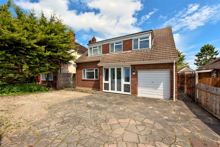 3 Bedroom Detached House To Rent In Clewer Hill Road, Windsor, Berkshire, SL4