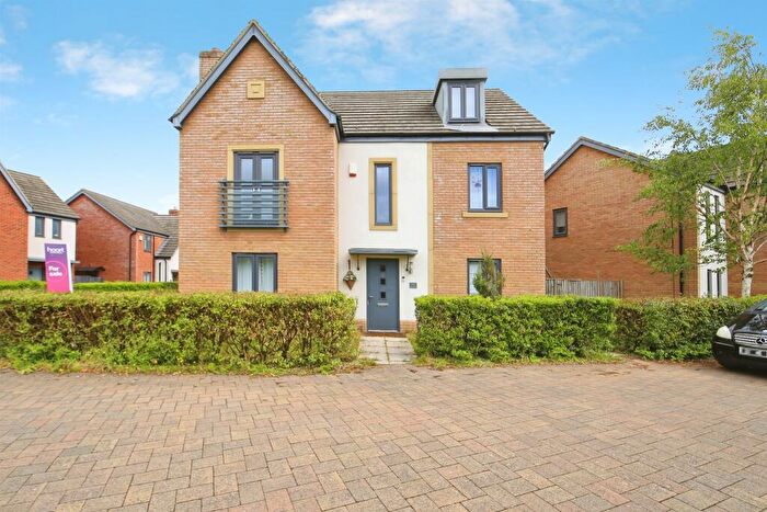 6 Bedroom Detached House For Sale In Sorrel Close, Hampton Vale, Peterborough, PE7