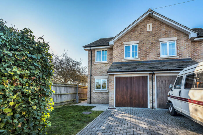 3 Bedroom End Of Terrace House To Rent In Back Lane, Eynsham, OX29