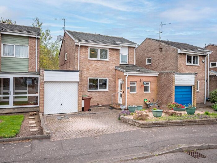 3 Bedroom Link Detached House For Sale In Burnside, Haddington, EH41