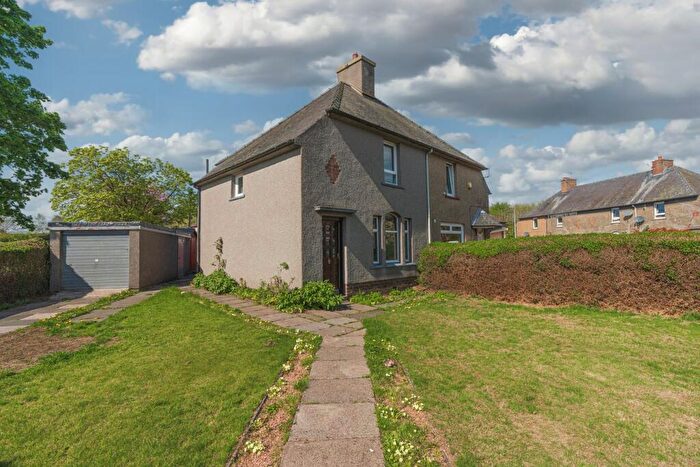 2 Bedroom Semi-Detached Villa For Sale In Garry Park, Glencraig, Lochgelly, KY5