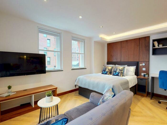 Studio To Rent In Minshull Street, Manchester, Greater Manchester, M1