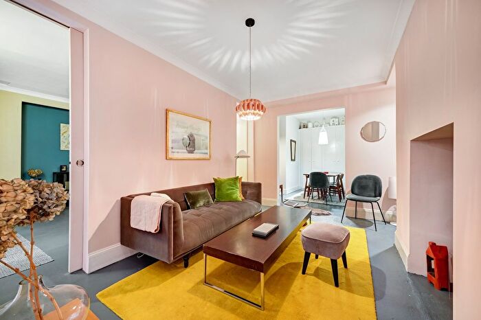 1 Bedroom Terraced House To Rent In Ennismore Gardens, Knightsbridge, SW7