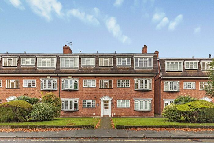 2 Bedroom Apartment For Sale In The Mews, Beaufort Road, Sale, M33