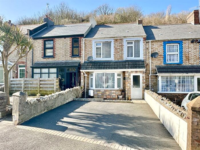 3 Bedroom Terraced House For Sale In Beach Road, Ilfracombe, Devon, EX34