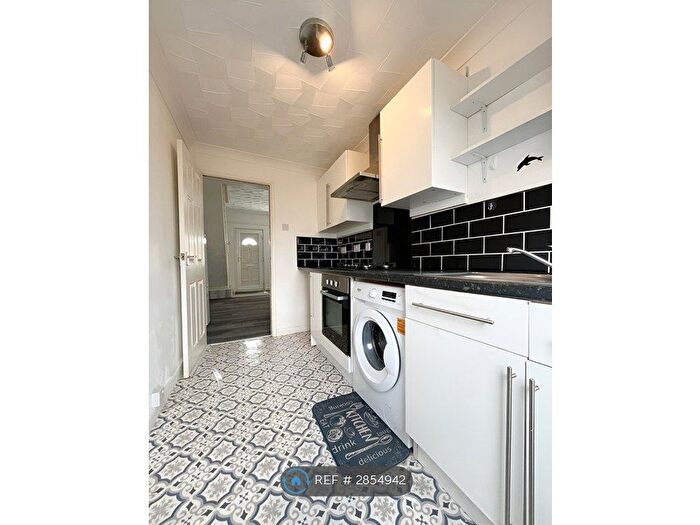 1 Bedroom Terraced House To Rent In Cyprus Road, Portsmouth, PO2