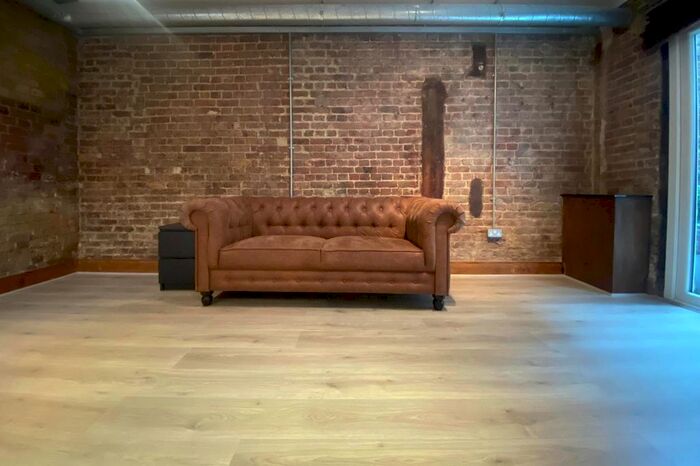 3 Bedroom Flat To Rent In Prince Of Wales Passage, NW1