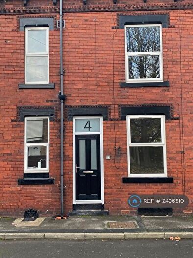 2 Bedroom End Of Terrace House To Rent In Grosmont Terrace, Leeds, LS13