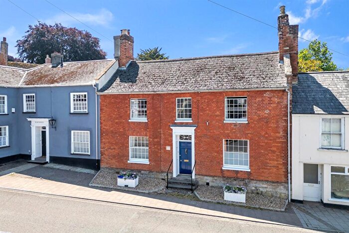 4 Bedroom Terraced House For Sale In Lyme Street, Axminster, EX13