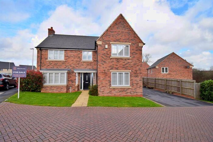 4 Bedroom Detached House For Sale In Stanford Way, Cawston, Rugby, CV22