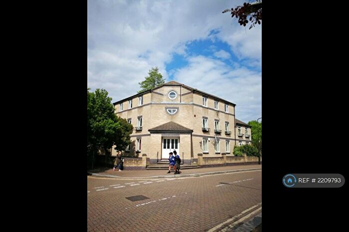 2 Bedroom Flat To Rent In Poolmans Street, London, SE16