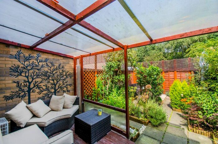 3 Bedroom Terraced House To Rent In Emerald Close, Beckton, London, E16