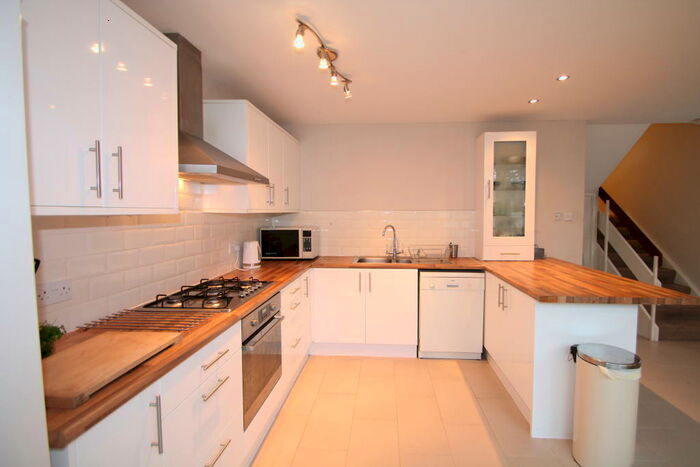 4 Bedroom House To Rent In The Avenue, Beckenham, BR3