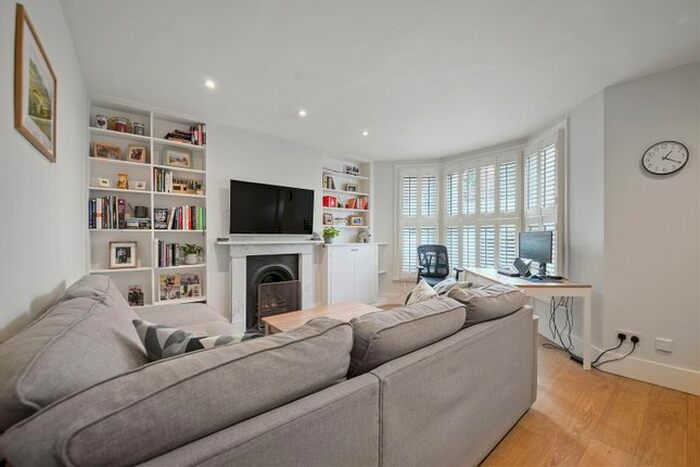 2 Bedroom Maisonette To Rent In Irving Road, Brook Green, London, W14