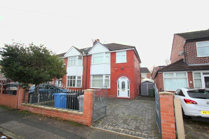3 Bedroom Semi-Detached House To Rent In Gairloch Avenue, Stretford, Manchester M32