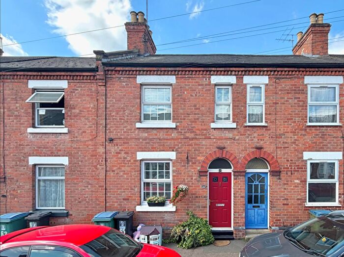 3 Bedroom Terraced House For Sale In Copsewood Road, Watford, WD24