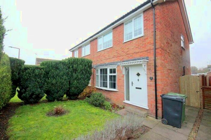 3 Bedroom Semi-Detached House To Rent In York Road, York, YO32