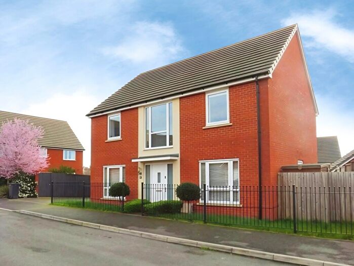 4 Bedroom Detached House For Sale In Mannock Field, Longhedge, Salisbury, SP4