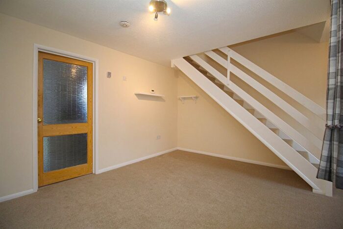 2 Bedroom Semi-Detached House To Rent In Deanside Drive, Loughborough, LE11