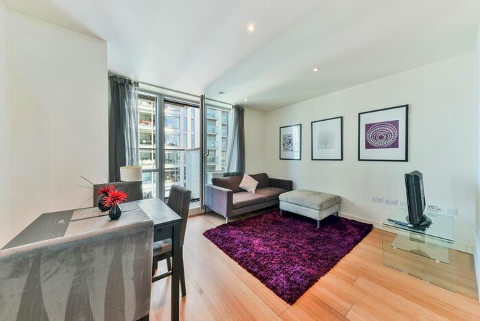 1 Bedroom Flat To Rent In Pan Peninsula Square, Canary Wharf, London, E14