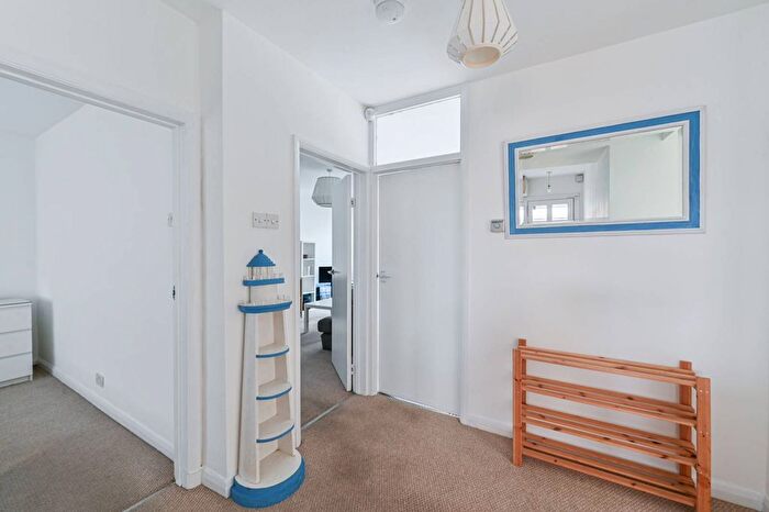 3 Bedroom Terraced House To Rent In Sirdar Road, Tooting, Mitcham, CR4