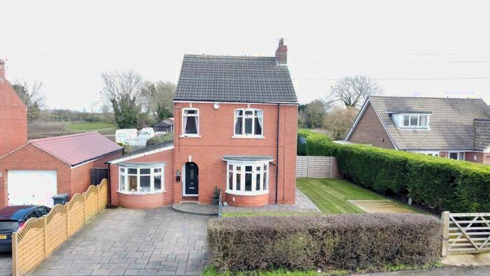 4 Bedroom Detached House For Sale In Torre, Townside, East Halton, DN40