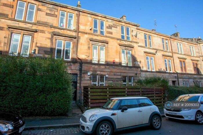 2 Bedroom Flat To Rent In Grantley Street, Glasgow, G41