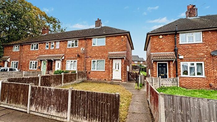 2 Bedroom End Of Terrace House For Sale In Tower Crescent, Lincoln, LN2