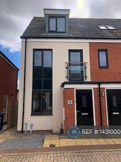 3 Bedroom End Of Terrace House To Rent In Greville Gardens, Newcastle Upon Tyne, NE13